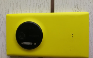 NOKIA LUMIA  1020