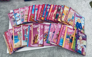 Barbie kirjat 36kpl