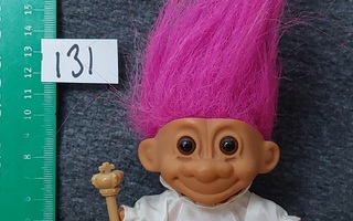 Trolli nro 131 / 135 :  pinkit hiukset