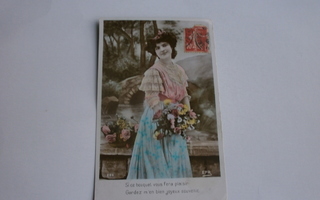 Leidillä kukkakimppu matkamuistona, vanha väripk, p. 1902