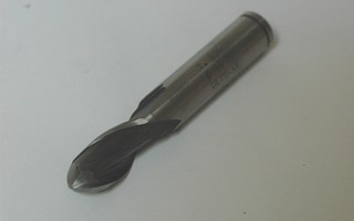 Muotojyrsin, pallopäinen ,halk.16 mm, D2