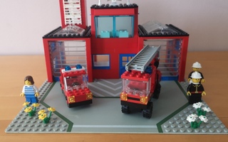 Lego 6385 Fire House-I