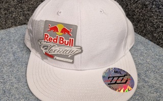 Kimi Räikkönen Red Bull lippis huippukunto