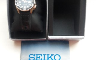 Seiko 5 Sports Musta/Nahka.