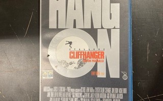 Cliffhanger - kuilun partaalla VHS