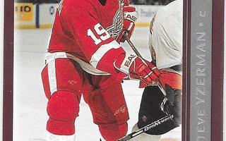 2002-03 Topps #4 Steve Yzerman Detroit Red Wings