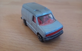 Pikkuauto Ford Econoline