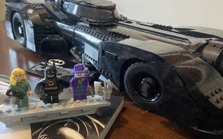 LEGO 1989 Batmobile 76139