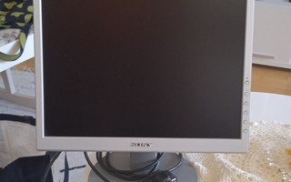 SONY SDM-S73 TFT LCD Näyttö 17" 1280x1024