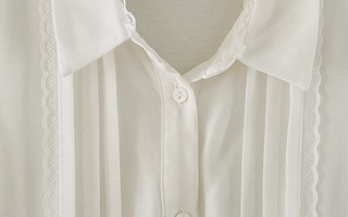 Tyylikäs Tramontana valkoinen pusero