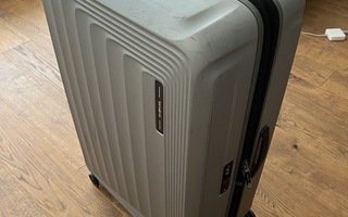 Samsonite matkalaukku Nuon Spinner expandable 81cm