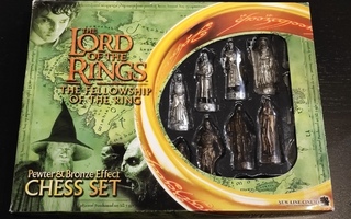 Lord of the Rings - Fellowship of the Ring Chess Set