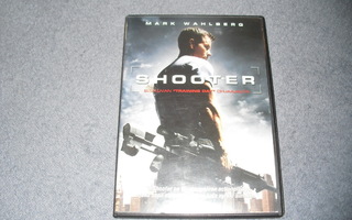 SHOOTER (Mark Wahlberg, Kate Mara)***