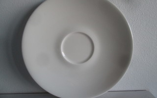 Arabia 24h valkoinen lautanen 16,5cm