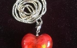 Murano lasi sydänkaulakoru 50 cm ketjulla