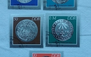 Postimerkkisarja DDR Itä-Saksa vanhoja rahoja
