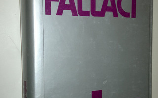 Oriana Fallaci : Mies
