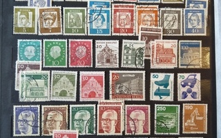 Saksalaisia postimerkkejä erä