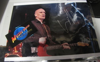 WILKO JOHNSON PROMOKUVA NIMMARILLA DR. FEELGOOD GTR