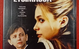 (SL) UUSI! DVD) Holdenia etsimässä (2001)