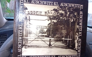 AUSCHWITZ KUVAHISTORIA ( SIS POSTIKULU  )