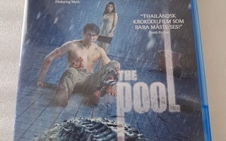 The Pool   Blu-Ray