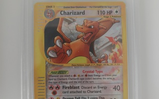 Pokemon kortti Crystal Charizard PSA 8 Skyridge Holo