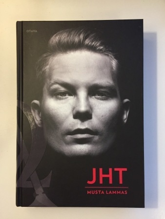 Jare Tiihonen : JHT : Musta Lammas (Kirja) Cheek 