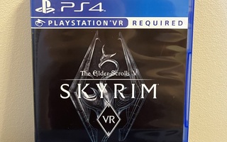 Skyrim VR PS4 (CIB)