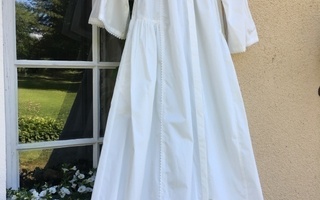 Max Mara uusi unelmien ihana valkoinen mekko (379 €)