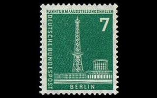 Berlin 142 ** Käyttösarja rakennuksia 7 Pf (1956)