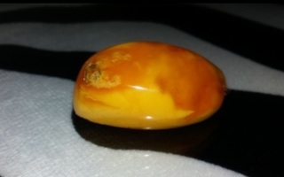 Vintage Iso Baltic Amber EGG YOLK meripihka rintakoru solki