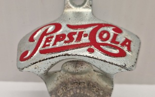 Pepsi-Cola seinä pullonavaaja