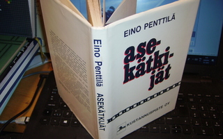 Eino Penttilä : Asekätkijät ( 1 p. 1983 ) sis. postikulut