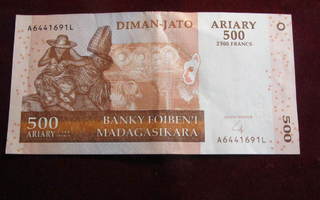 500 ariary - 2500 francs 2004. Madagaskar