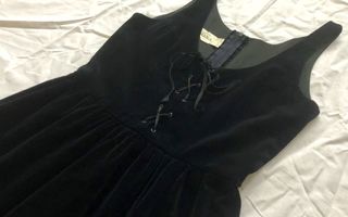 VINTAGE 60-luvun musta samettinen mekko samettimekko XS XXS
