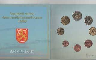 Kolme Suomen eurot  vuosisarjaa 1999, 2000 ja 2001 leimakiil