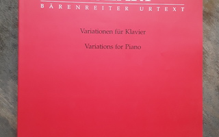 Mozart: Variations for piano