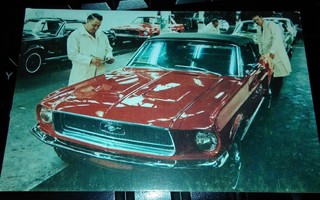 Ford Mustang Kokoonpanolinja Punainen Herkku PK123