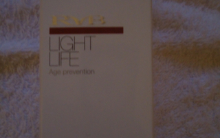 RVB LIGHT LIFE SEERUMIHOITO 15 ML