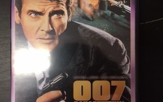 007 - Rakastettuni (v.1977) Roger Moore     UUSI/MUOVIT