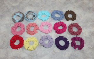 Ponnari/Scrunchie (uusi)