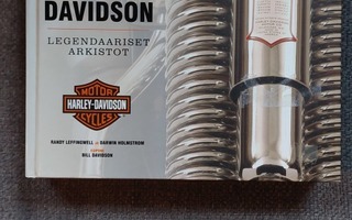 Harley-Davidson Legendaariset arkistot -kirja