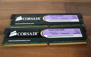 2kpl DDR2 Muistia, Corsair 800MHz 1024MB