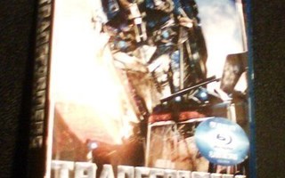 TRANSFORMERS: Revenge of the Fallen 2-Disc Blu-ray (Sis.pk)