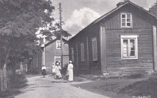 JYväskylä. Mäki-Matin katu 1920 luvulta.   b391