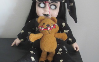 Living Dead Dolls "Bedtime Sadie" pehmovartaloinen nukke