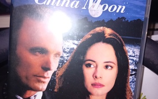 DVD China Moon ( SIS POSTIKULU  )