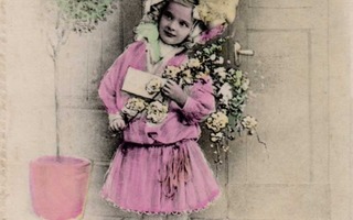 LAPSI / Viktoriaanisen ajan tyttö portaalla. 1900-l.