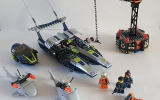 LEGO #8633 – Agents – Speedboat Rescue